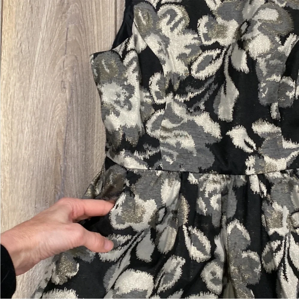ANTHROPOLOGIE TABITHA Black Gold Floral A-Line Dress Lined w/ Pockets Sz 6 - Picture 8 of 16